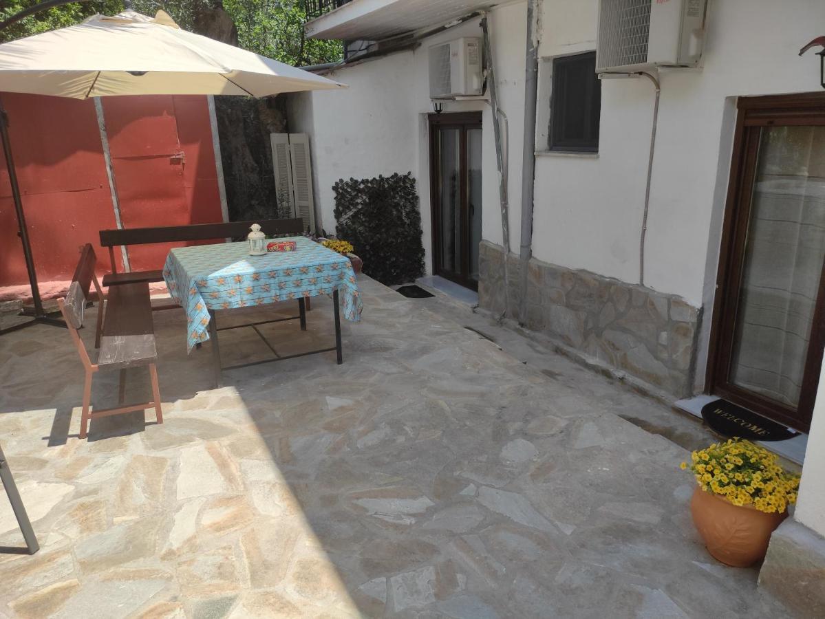 Poseidon Rooms Kala Nera Exterior photo