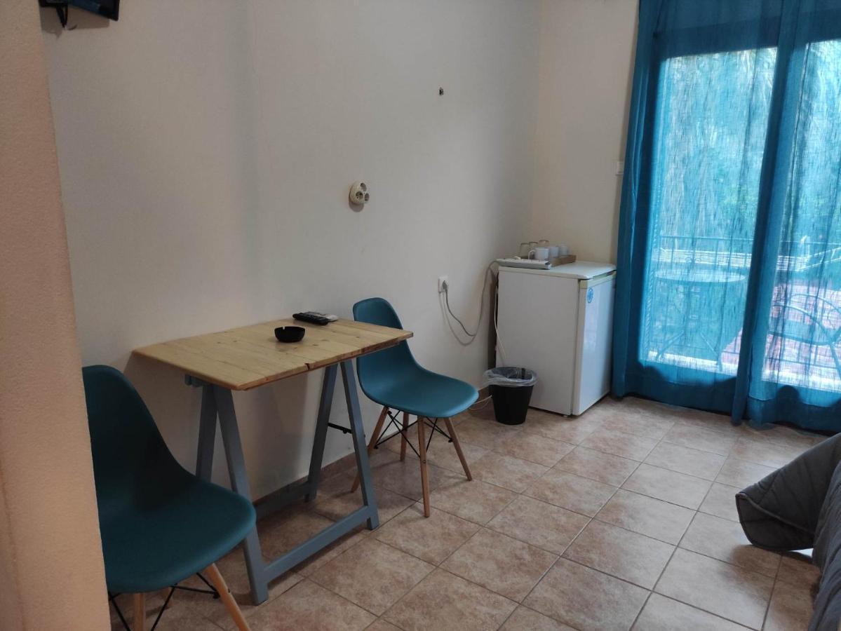 Poseidon Rooms Kala Nera Exterior photo
